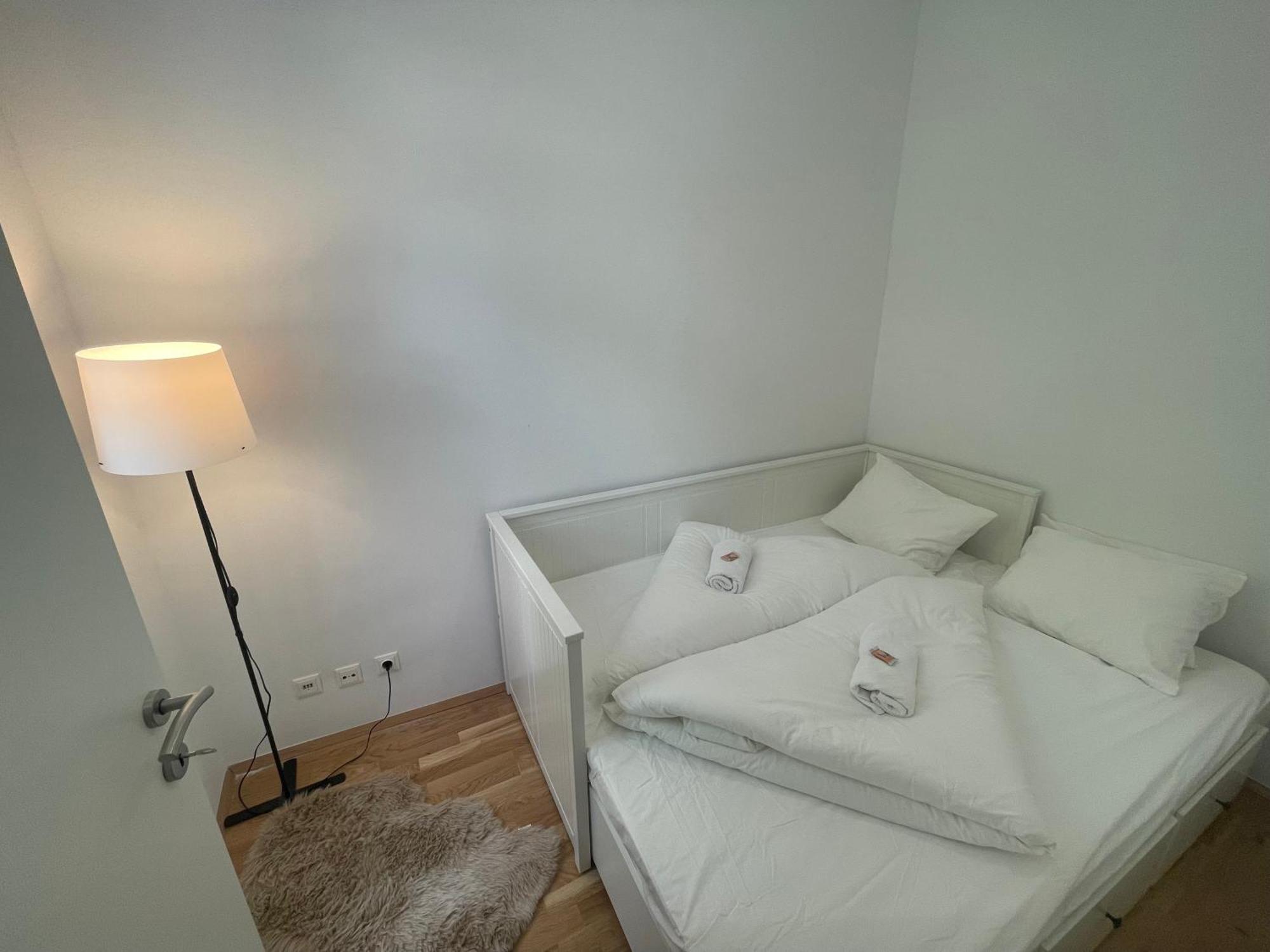 New Apartment With Balcony 11 维也纳 外观 照片